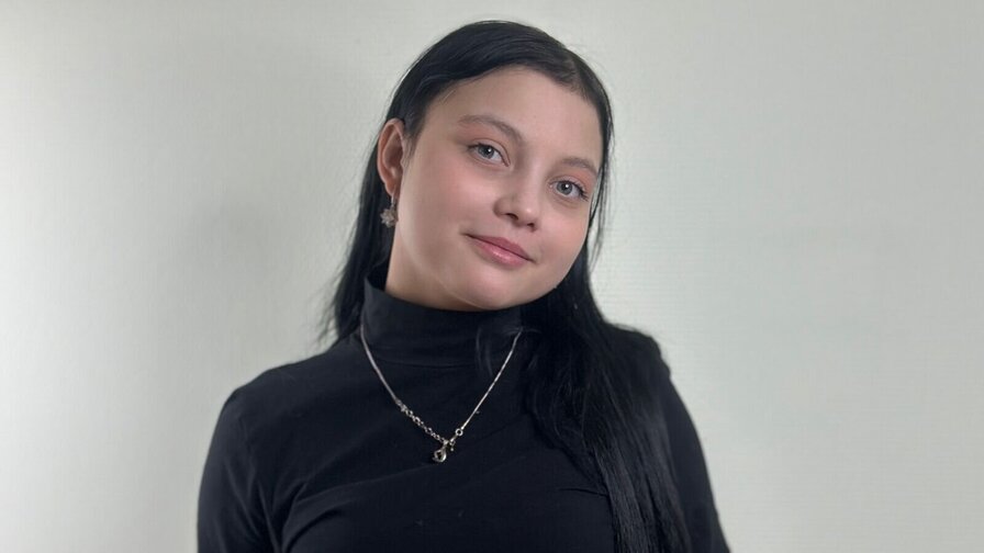 ZarsaMaybelone