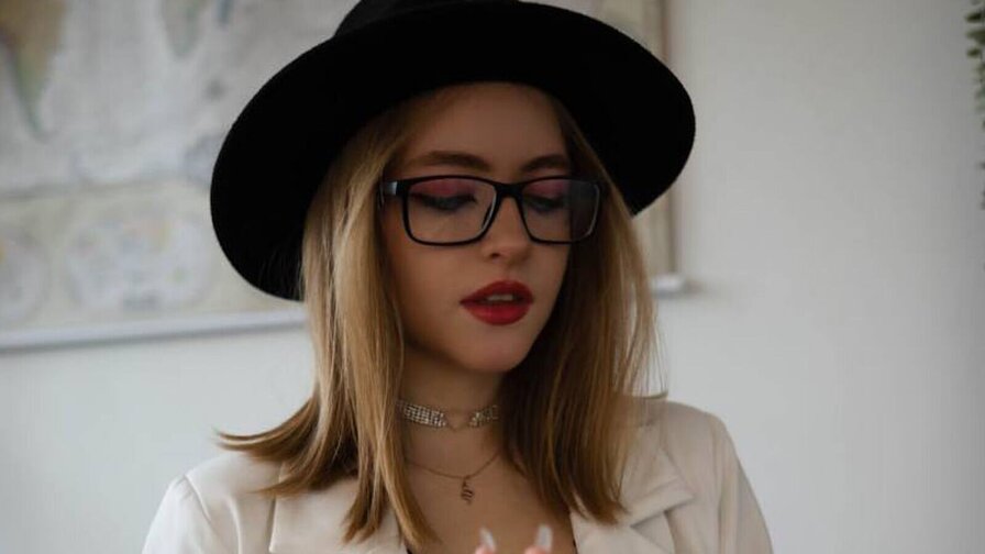MariaHannes