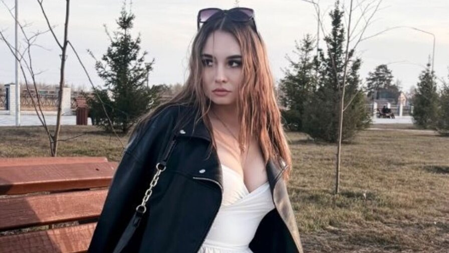 NeliaCorton
